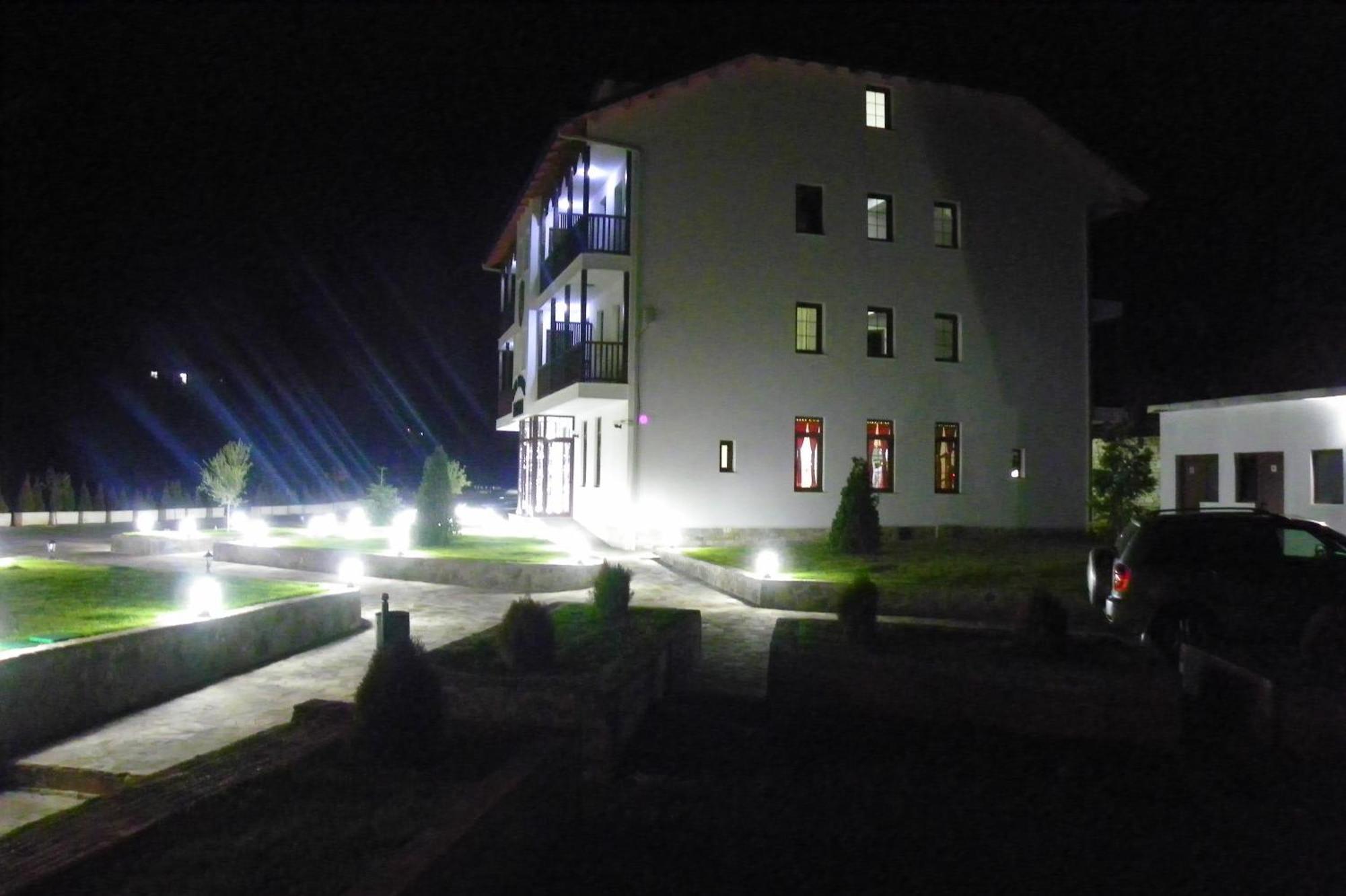 Hotel Marub Rubik Екстериор снимка