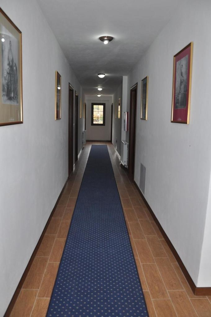 Hotel Marub Rubik Екстериор снимка